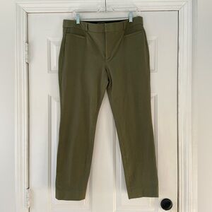 Banana Republic Sloan Green Women’s Pants.